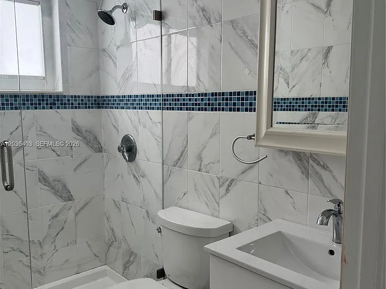3528 SW 25th Ter #3528 — Photo 15