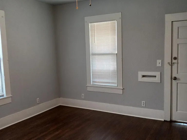 2118 W 3rd Ave — Photo 6
