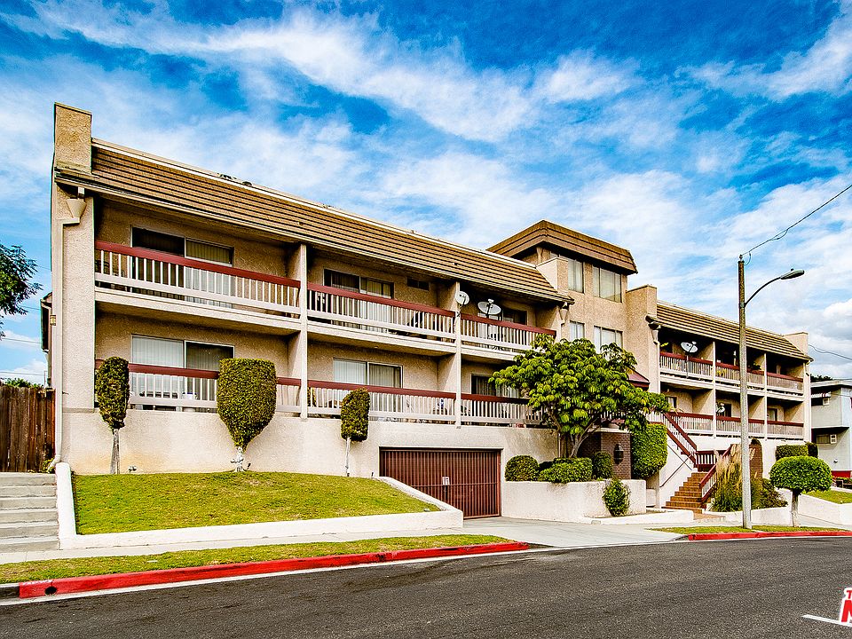 1st image of 555 Evergreen St APT 13