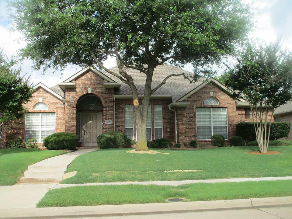 1st image of 9217 Longview Dr