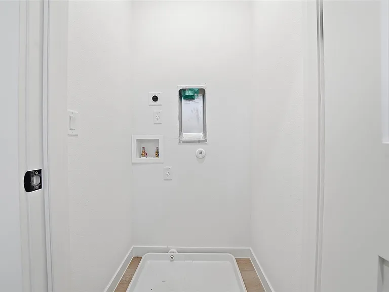 2212 Yellow Jacket Ln #1 — Photo 37