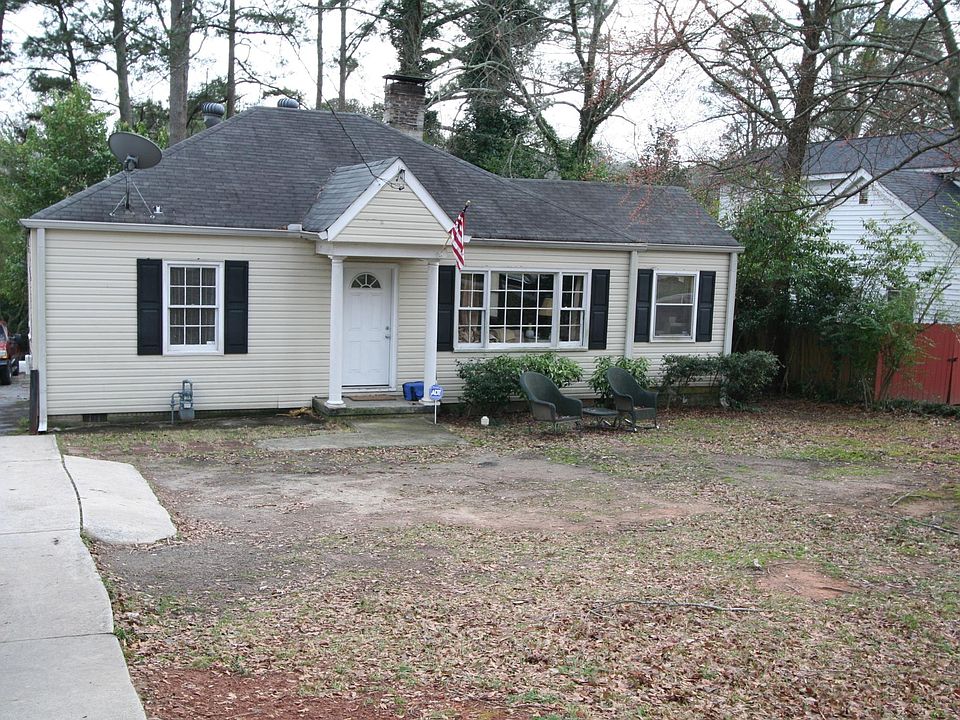 Street view of the house.