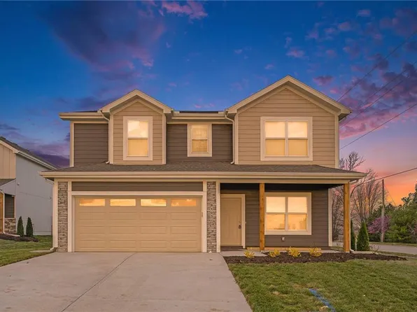 9131 SW 2nd St, Blue Springs, MO 64064