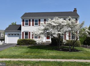 4359 Cub Run Rd, Chantilly, VA 20151