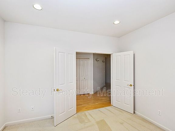 5th image of 4306 40th Ave NE
