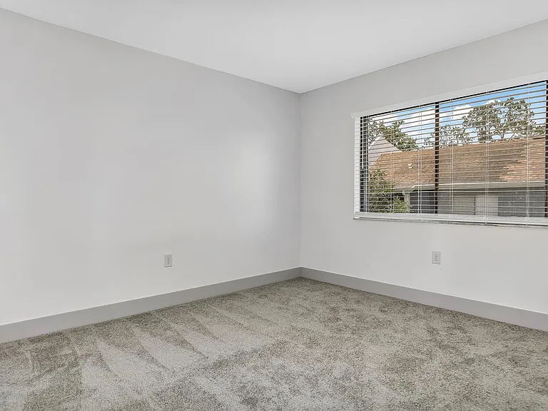 118 Lago Vista Blvd — Photo 24