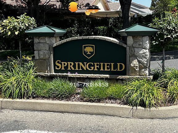 2nd image of 4564 Scenic Dr