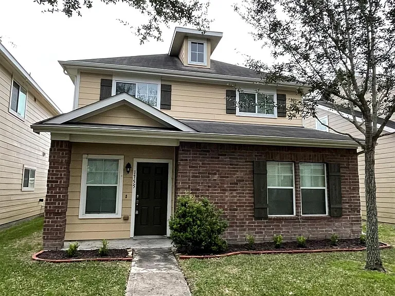 1755 Nichole Woods Dr — Photo 34