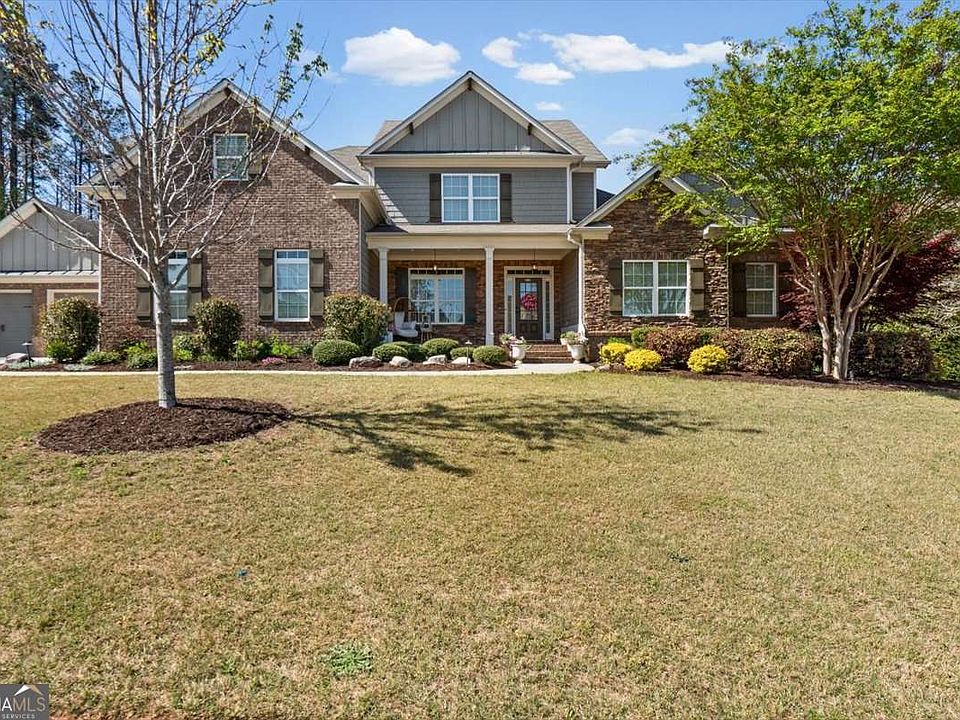 1st image of 802 Double Branches Ln