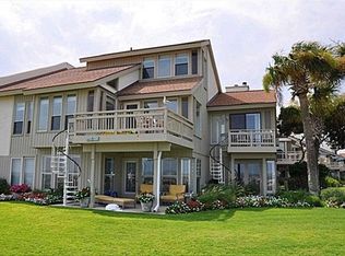 105 Capt John Fripp S, St Helena Is, SC 29920