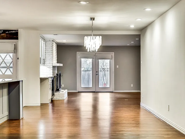 7319 Haverford Rd — Photo 11