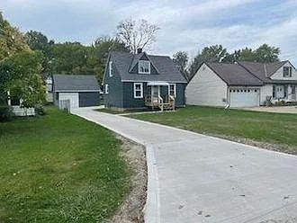3 bed, 792 sqft, $1,295 — Photo 2