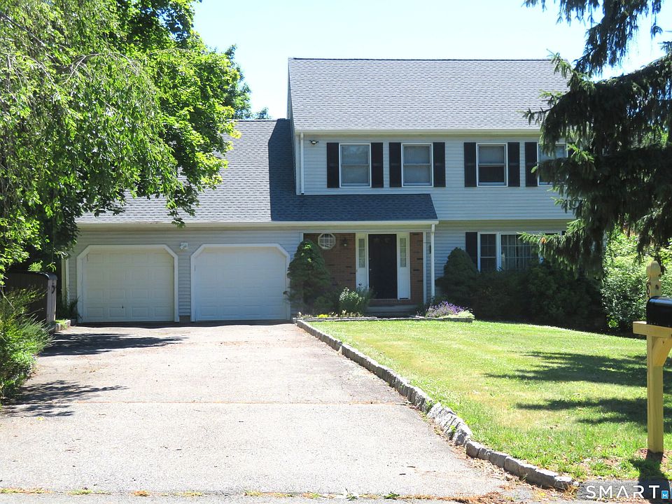 1st image of 836 Wolf Hill Road