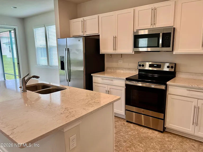 12591 Lake Taylor Ln — Photo 6