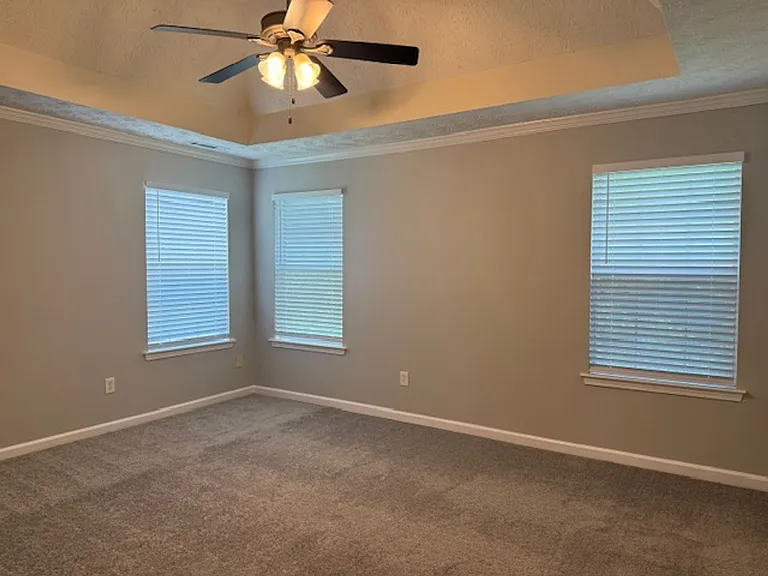 711 Tullamore Way — Photo 8