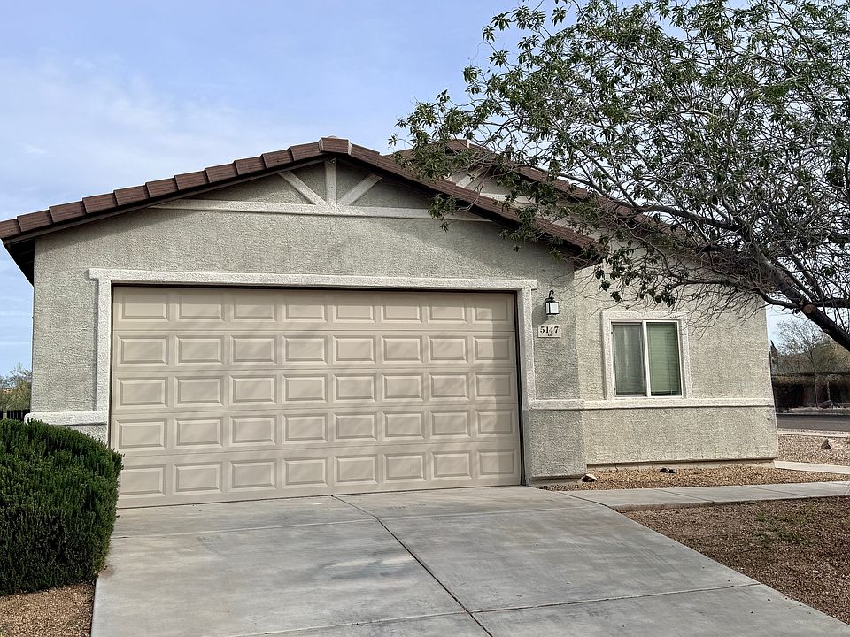 1st image of 5147 E Kittentails Dr