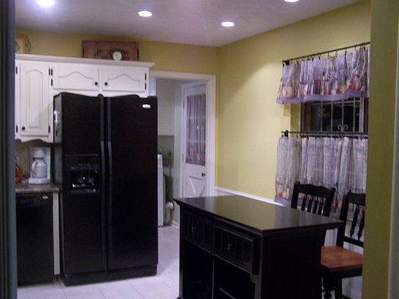 kitchen toward laundry room