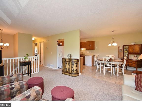 5th image of 1530 127th Ln NE