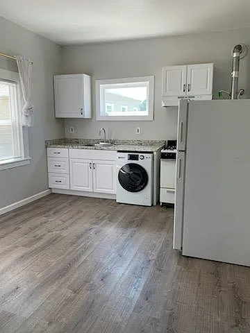 530 46th St #2 — Photo 3