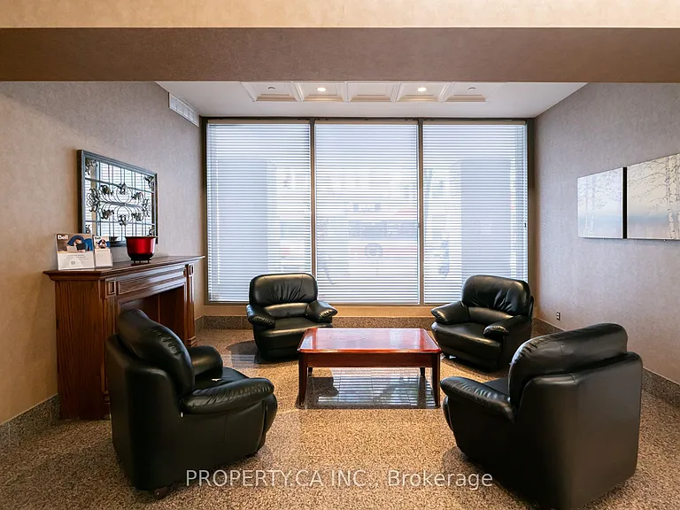 92 King St E #1703 — Photo 25