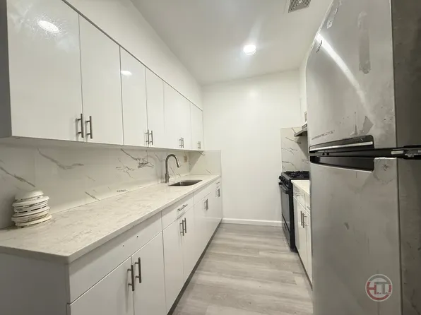 1682 Topping Ave #3, Bronx, NY 10457