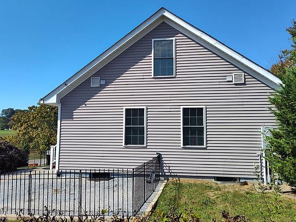 5th image of 3664 Rineyville Rd