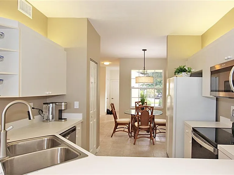 3380 W Crown Pointe Blvd #102 — Photo 9
