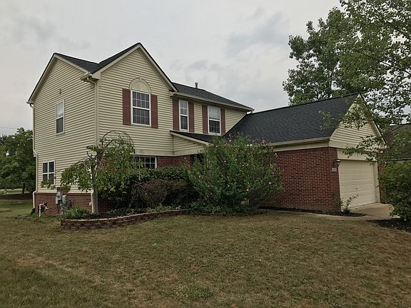 3rd image of 43357 Daniel Dr