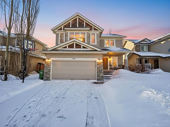 2nd image of 104 N Ridge Dr