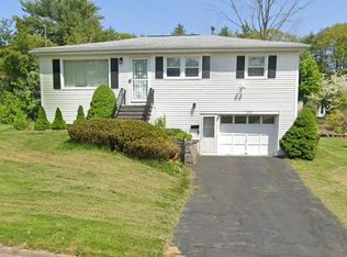 220 Oscar Ter, Endicott, NY 13760