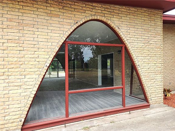 4th image of 2479 W Alton Gloor Blvd