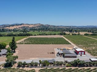 1558 Magnolia Drive, Healdsburg, CA