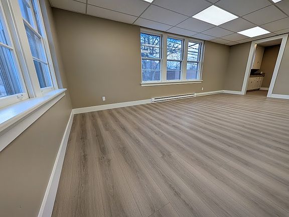 5th image of 307 1st Ave E #24