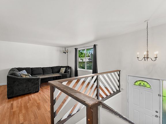 2nd image of 26 W La Vista Dr S #26