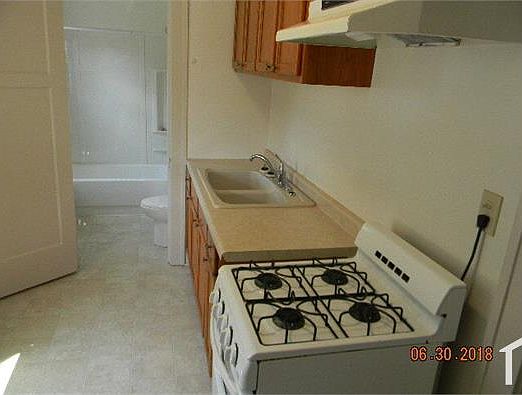 1st image of 2111 Slauson Ave APT 4