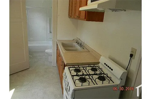2111 Slauson Ave #4 Photo 1