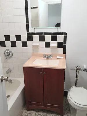 Rented by Salizzoni Realty | media 15