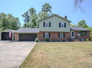 1313 Canterbury Ln, Colonial Heights, VA 23834