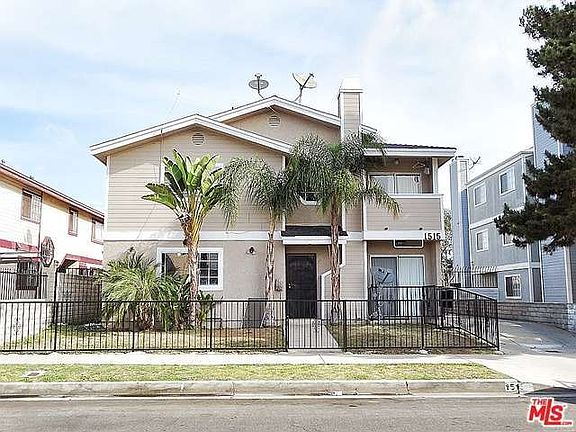 4th image of 1515 W 206th St APT 4