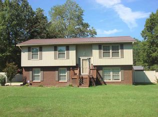 980 Browning Cir, Gadsden, AL 35901