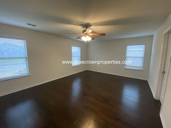 5th image of 721 Snapdragon Ln
