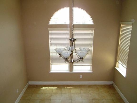 4th image of 700 Cannon Station Ct