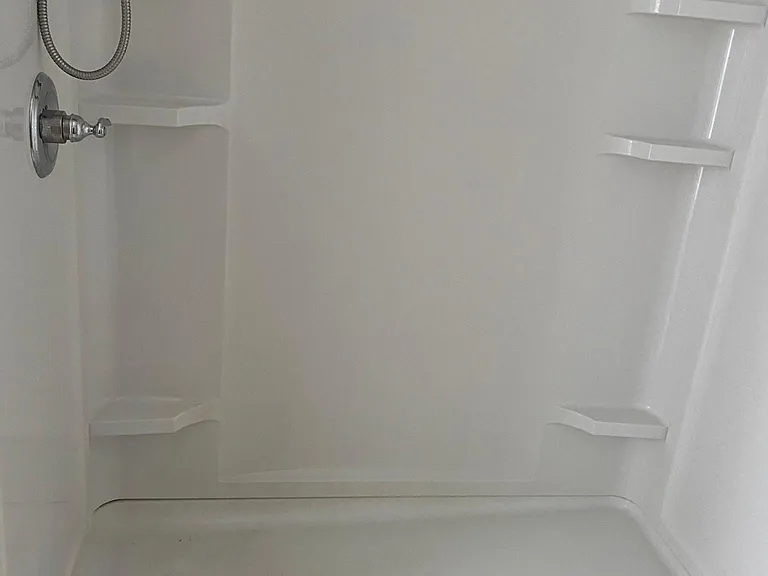 Walk in shower/