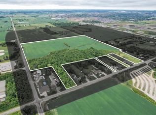 66 Green Mountain Rd E, Hamilton, ON L8J2W4