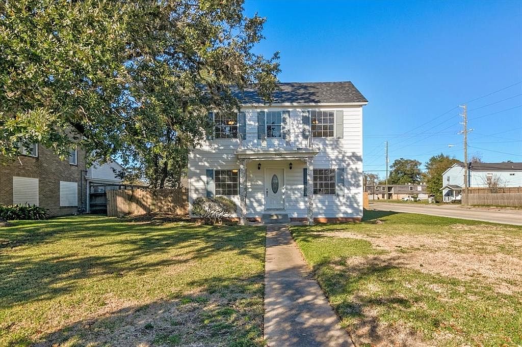 2300 Harrison St Beaumont TX 77702 MLS 56084798 Zillow