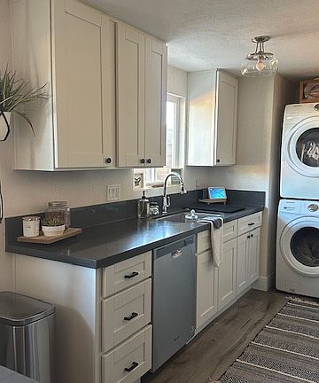 3rd image of 74120 Alessandro Dr #B