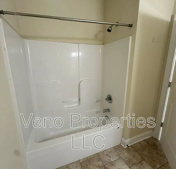 591 Boght Rd #4 — Photo 11