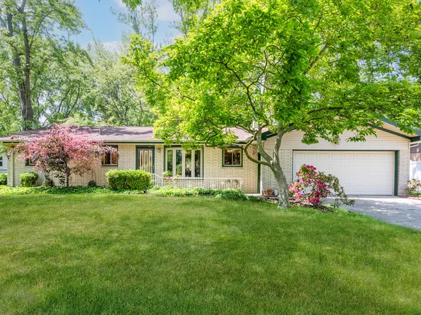 2848 Marilyn Dr, Saint Joseph, MI 49085
