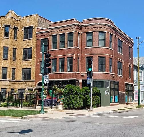 1st image of 2802 W Logan Blvd #3