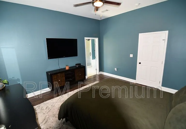 2582 Boudreaux Ave — Photo 12